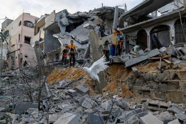 Dibombardir Israel Terus-terusan, Warga Gaza Tidak Punya Jalan Keluar