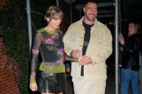 Wajah Travis Kelce Semringah saat Dinner dengan Taylor Swift di Argentina