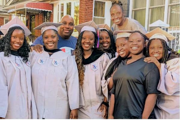 Inspiratif, Enam Saudari Tunawisma Raih Impian Menjadi Perawat Bersama