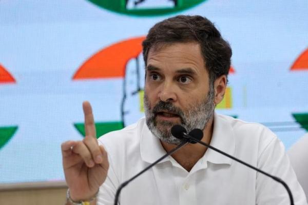 Oposisi India Tuduh Pemerintah Mencoba Meretas iPhone Anggota Parlemen