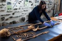 Arkeolog: Cegah Bangkit dari Kematian, Kaki Anak di Kuburan Abad ke 17 Digembok