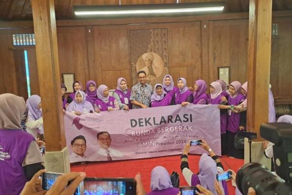 Terima Dukungan Relawan Bunda Bergerak, Anies: Garap Massa Hingga Akar Rumput