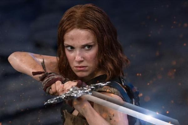 Trailer Damsel, Millie Bobby Brown Bertahan Hidup dari Serangan Naga