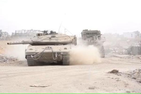 Israel Bombardir Gaza Selatan, Tank Tetap Blokade Rumah Sakit