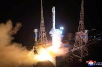 Korut Klaim Luncurkan Satelit Mata-mata Pertamanya, Dicurigai Dibantu Rusia