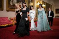 Hadiri Undangan Raja Charles, Penampilan BLACKPINK Seperti Para Putri Bangsawan