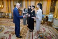 Band K-Pop BLACKPINK Terima Medali Kehormatan dari Raja Charles Inggris