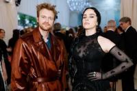 Billie Eilish dan Finneas Jadi Investor Restoran Vegan di Silver Lake