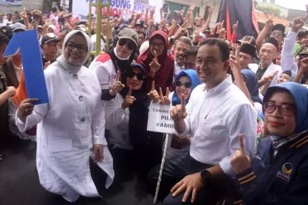 Kampanye di Jakarta Utara, Anies Dapat Sumbangan Uang Receh