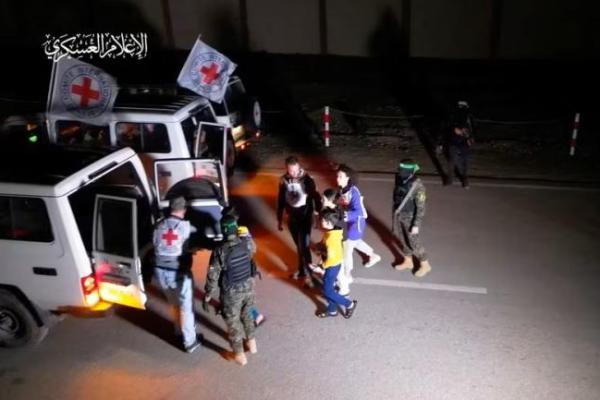 Gencatan Senjata di Gaza Diperpanjang Dua Hari, 11 Sandera Lagi Dibebaskan