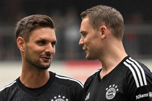 Munchen Resmi Perpanjang Neuer dan Ulreich Hingga 2025