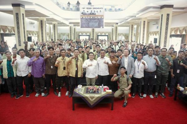 Gus Imin Tegaskan Pasangan AMIN Tak Pernah Usulkan Peniadaan Debat Cawapres