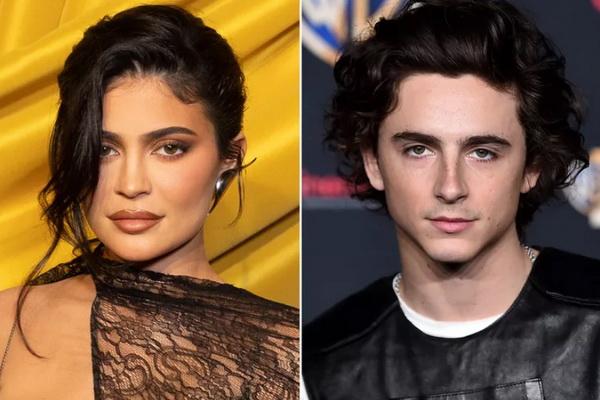 Hadiri Acara Penting Satu Sama Lain, Kylie Jenner Bahagia Bersama Timothee Chalamet