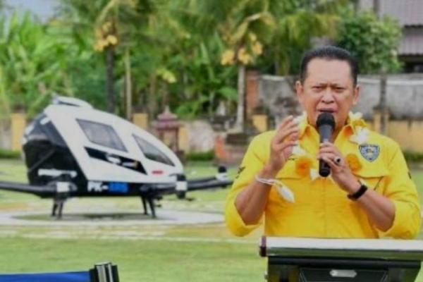 Bamsoet Puji Keberhasilan Uji Terbang Kendaraan Tanpa Awak EHang 216