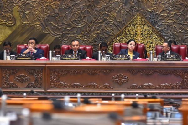 DPR RI Sahkan Revisi UU ITE Menjadi UU