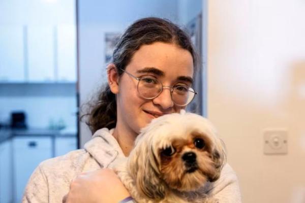 Remaja Israel Ini Dibolehkan Hamas Membawa Serta Anjingnya saat Disandera di Gaza