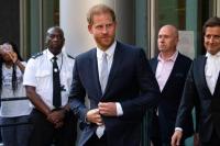 Pangeran Harry Menang Gugatan Peretasan Telepon Terhadap Mirror Group