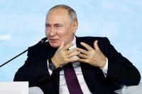 Wawancara dengan Jurnalis AS, Putin Sebut Tidak Tertarik Serang Polandia atau Latvia