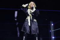 Madonna Bercanda Berhasil Satukan Enam Anaknya saat Hampir Mati