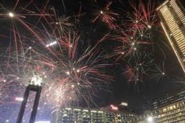 Suasana perayaan Tahun Baru di Jakarta (Foto: CNN) 