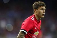 MU Dikabarkan Bakal Perpanjang Kontrak Victor Lindelof