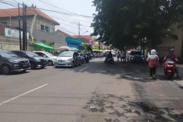 Bukan Prabowo-Gibran, Masyarakat Pasar Klewer Solo Justru Pilih AMIN