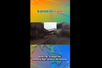 Kereta Api Turangga dan Bandung Raya Tabrakan Adu Banteng