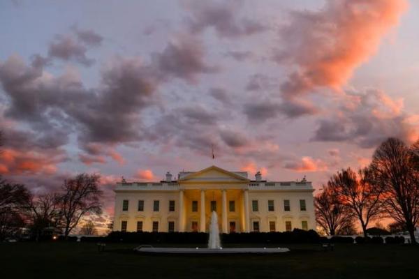 Apotek Gedung Putih Zaman Trump Salahgunakan Dana dan Aturan Obat