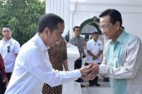 Bertemu Satu Jam Lebih, Jokowi Akui Bicara Politik dengan Sultan HB X