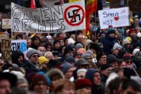 Pengunjuk Rasa Pro-Palestina Dikucilkan dari Demonstrasi Antifasis Jerman