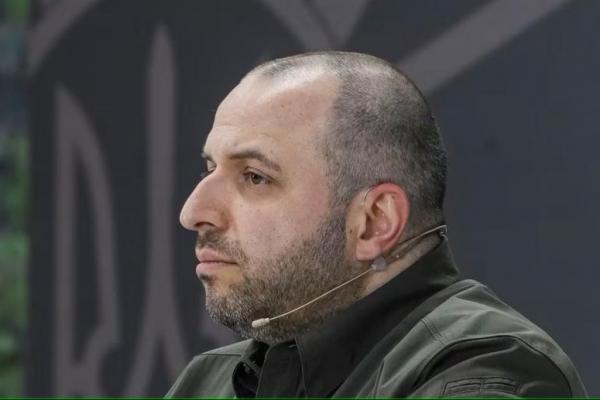 Ukraina Berhentikan Pejabat Senior Pertahanan untuk Penyelidikan Korupsi