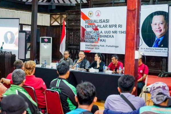 Bamsoet Desak Gubernur Jateng Tetapkan Tarif Transportasi Online Secara Berkeadilan