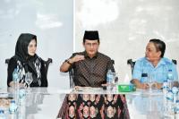 Fadel Muhammad: Pabrik Gula Gorontalo Kebanggaan Rakyat Gorontalo