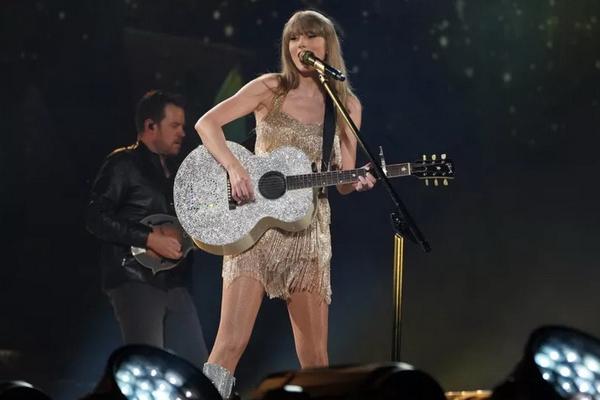 Taylor Swift Bocorkan Album The Tortured Poets Department. (FOTO: GETTY IMAGE) 