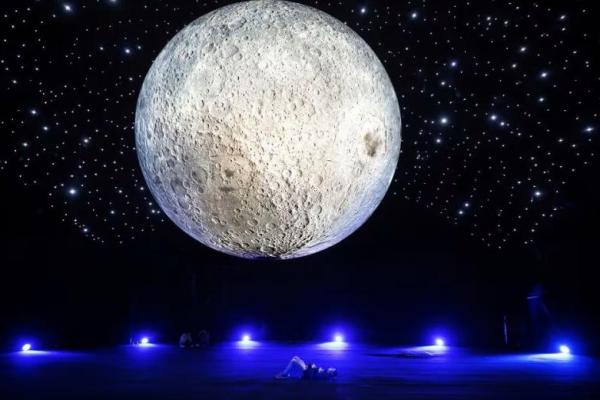 Rencana Kirimkan Abu Manusia dan Wadah Minuman ke Bulan Picu Perdebatan Hukum