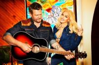 Gwen Stefani dan Blake Shelton Renungkan Kisah Romantis di Single Baru Purple Irises
