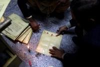 Gunakan Jalur Berbeda, Khan dan Sharif Klaim Menangkan Pemilu Pakistan