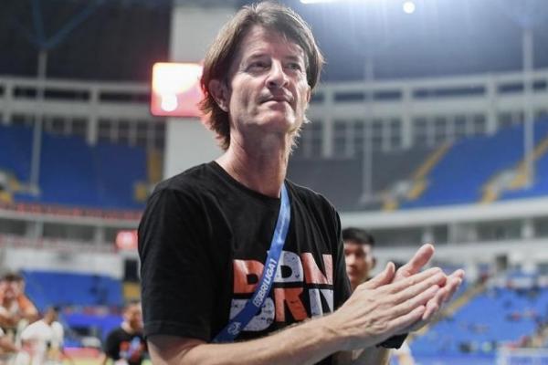 Huistra Akui Kecewa Gagal Boyong Borneo FC ke Final Championship Series