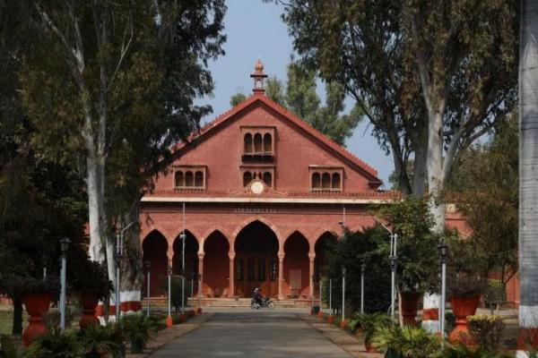 Galang Suara Muslim, Kelompok Hindu Mengangkat Sekutu Jadi Pimpinan Universitas Islam