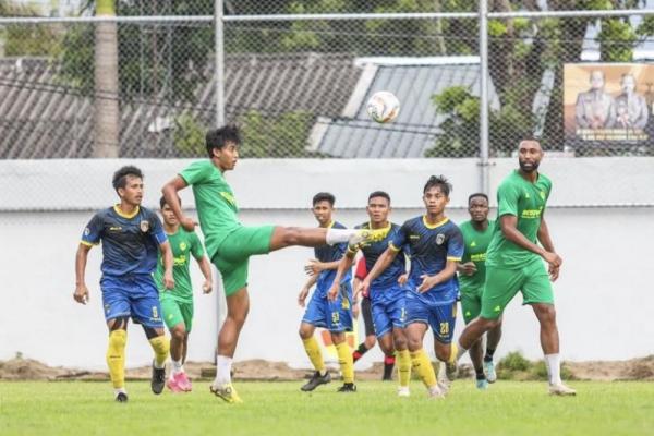 Laga uji coba PSM Makassar 