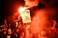 Ribuan Warga Israel Berunjuk Rasa Tuntut Pemilu Dini, Netanyahu Menolak
