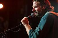 Bradley Cooper Kenang Pertemuan Gila dengan Beyonce untuk Peran A Star Is Born