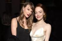 Diserbu Swifties, Emma Stone Kapok Bercanda Tentang Taylor Swift Lagi