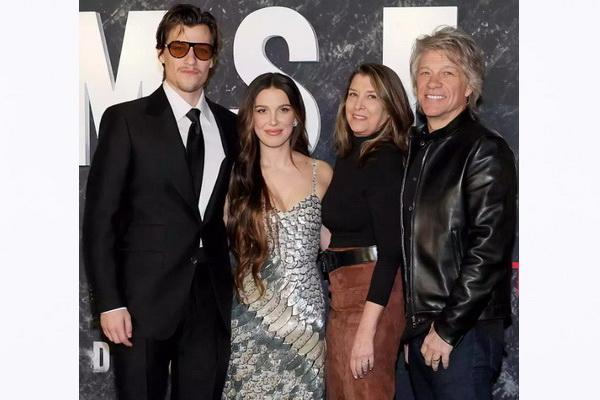 Jon Bon Jovi Ungkap Pernikahan Putranya Jake Bongiovi dengan Millie Bobby Brown. (FOTO: GETTY IMAGE) 