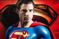 James Gunn Unggah Foto Terbaru dengan Bintang Superman David Corenswet dan Rachel Brosnahan