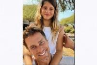 Hari Perempuan Internasional, Tom Brady Sebut Putri dan Ibunya Wanita Terpenting dalam Hidupnya
