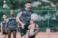 Paul Munster Sebut Kondisi Pemain Persebaya Bugar