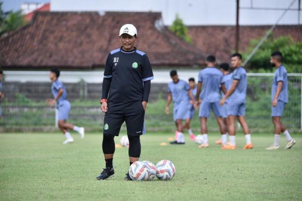 Pelatih baru Persikabo, Djadjang Nurdjaman 