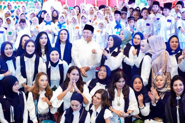 Bamsoet Puji JWL Buka Bersama-Santuni 500 Anak Yatim