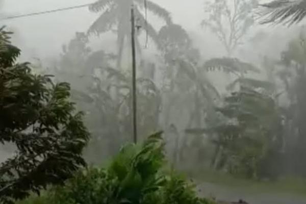 Libur Hari Buruh, Hujan Tumpah di Sejumlah Wilayah